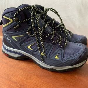 Salomon women’s hiking boots